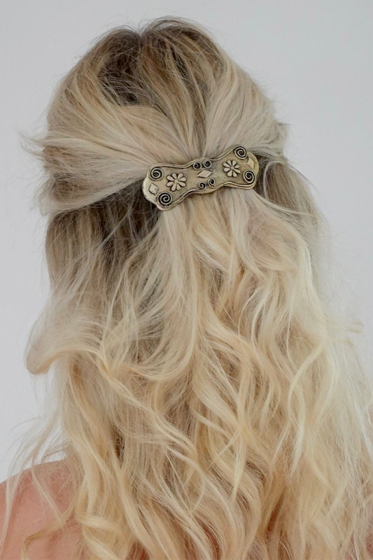 Vintage Floral Metal Hair Clip