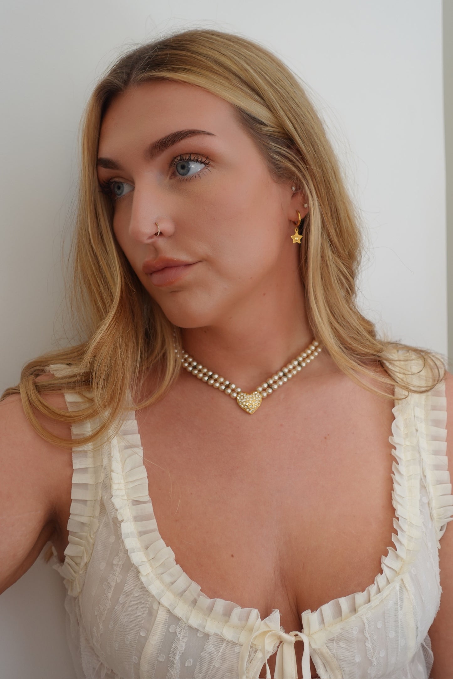 Vintage Pearl Heart Choker Necklace