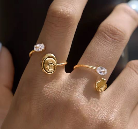 Playa Swirl Adjustable Ring