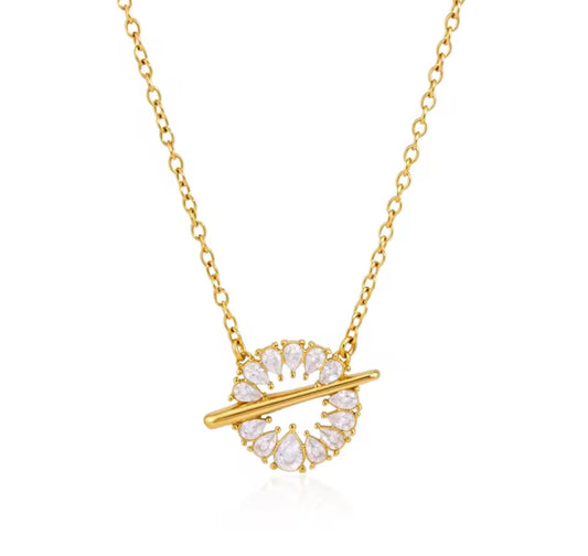 Leonie Vida Pendant Necklace