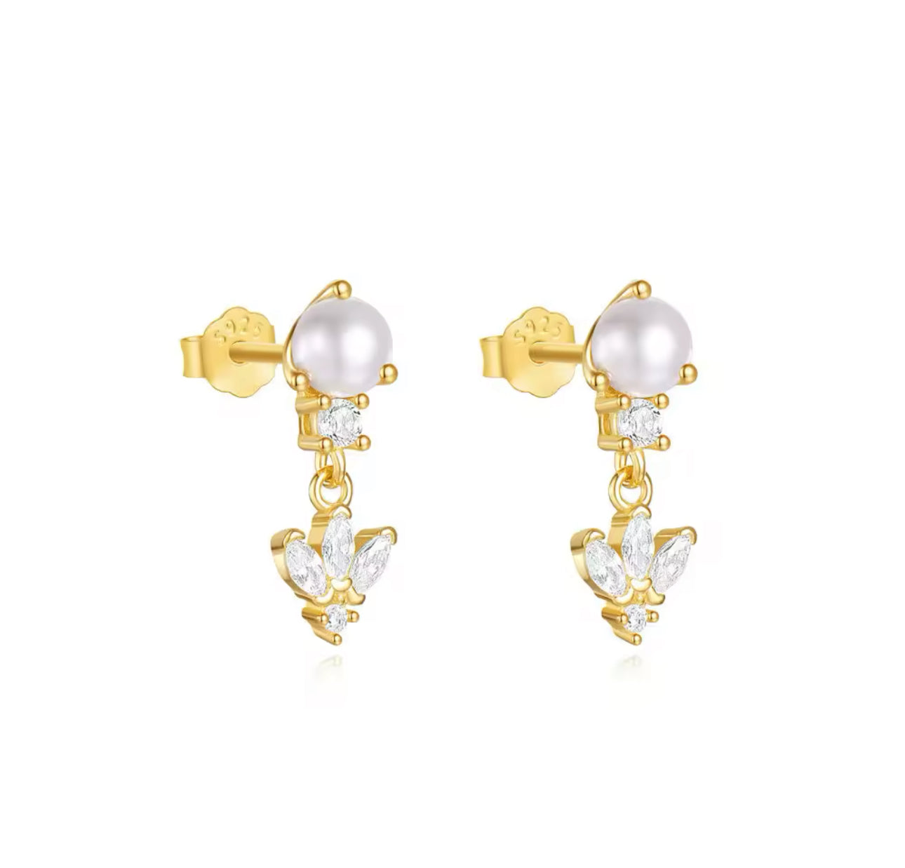 ‘Effortlessly’ Pearl Drop Earrings