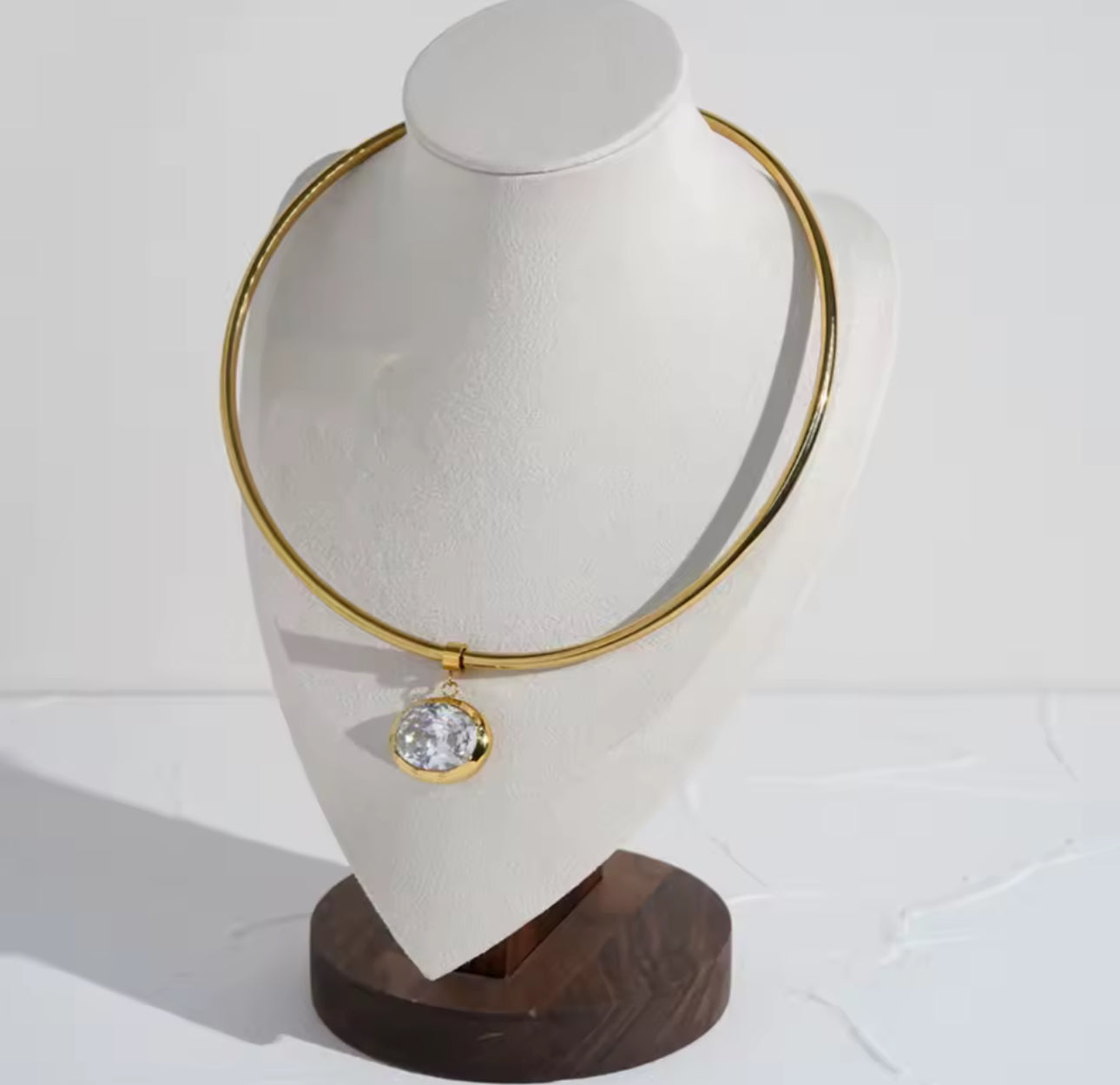 Halo Crystal Cuff Necklace