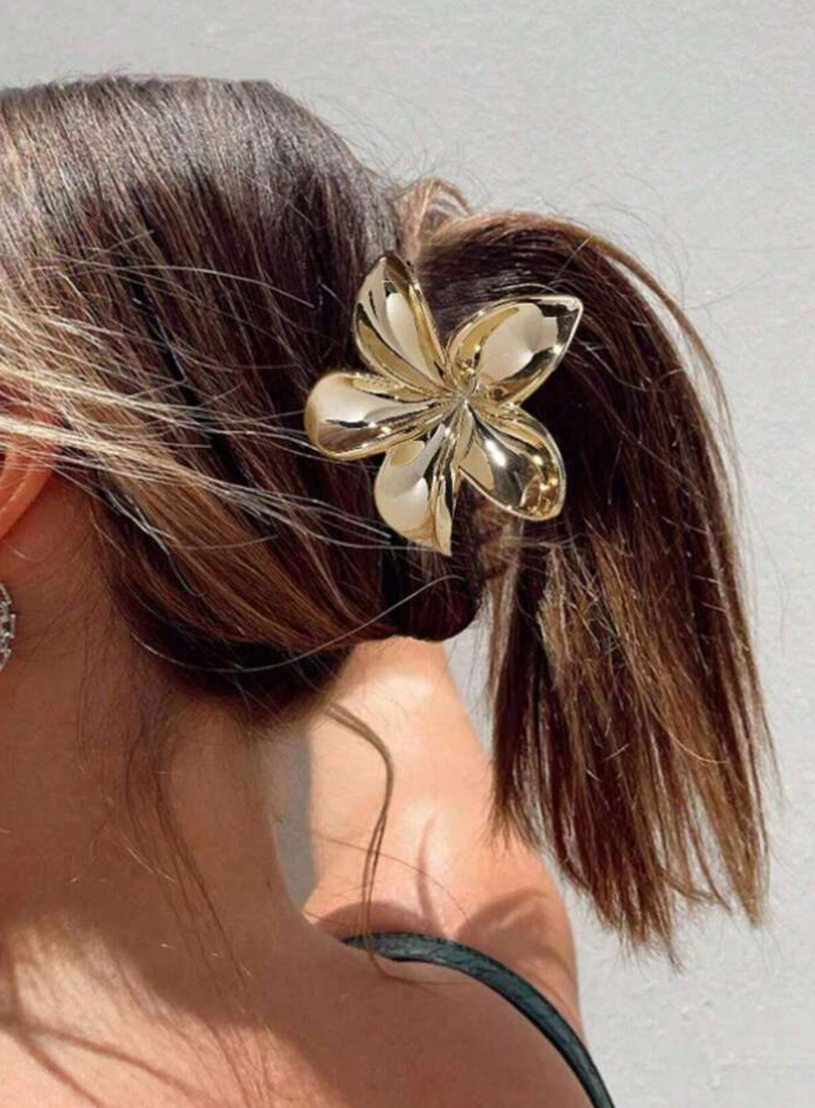 Maui Flower Claw Clip