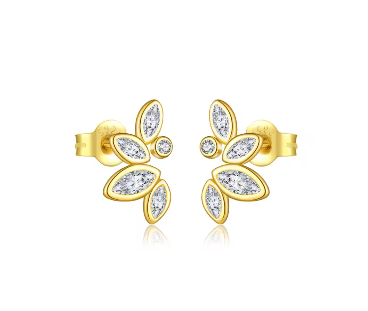 The Petal Studs 925