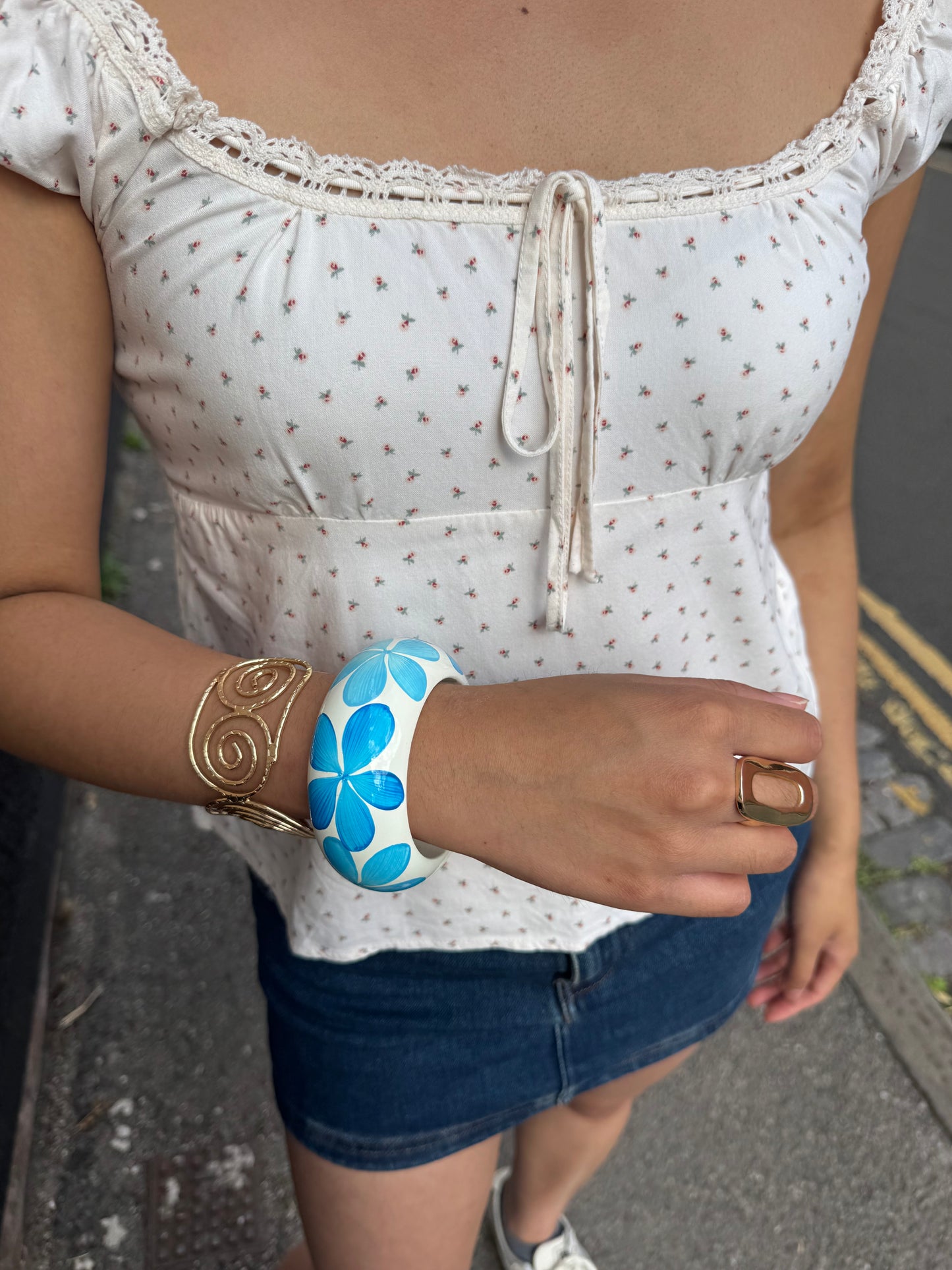 90s Hawaii Acrylic Bangle